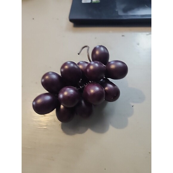 Vintage Purple Lucite Grape Cluster 60s70s MCM Retro Decor - Picture 7 of 9